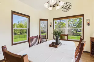W272N387 Hilltop Dr, Pewaukee, WI 53188 - Photo 29