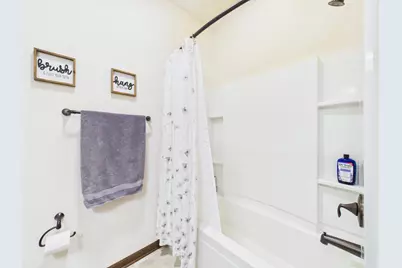 W272N387  Hilltop Dr, Pewaukee, WI 53188 - Photo 67