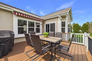 W272N387 Hilltop Dr, Pewaukee, WI 53188 - Photo 91