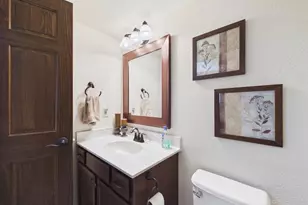 W272N387 Hilltop Dr, Pewaukee, WI 53188 - Photo 79