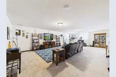 W272N387  Hilltop Dr, Pewaukee, WI 53188 - Photo 83