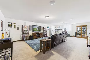 W272N387 Hilltop Dr, Pewaukee, WI 53188 - Photo 83