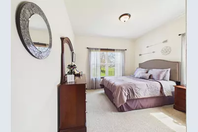W272N387  Hilltop Dr, Pewaukee, WI 53188 - Photo 69