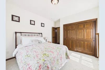 W272N387  Hilltop Dr, Pewaukee, WI 53188 - Photo 75