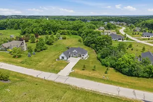 3864 Hickory Hill Parkway, Richfield, WI 53033 - Photo 55
