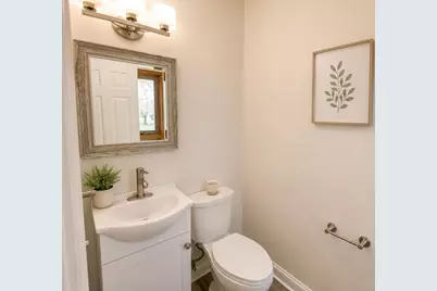3710 S Massachusetts Ave, Milwaukee, WI 53220 - Photo 29
