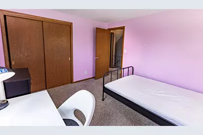 3710 S Massachusetts Ave, Milwaukee, WI 53220 - Photo 17