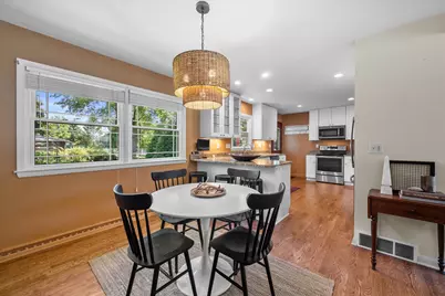1077  Christopher Ct, Oconomowoc, WI 53066 - Photo 7