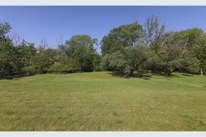 912  Edgewater Ct, Watertown, WI 53098 - Photo 21