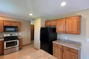 4725 Fox Grove Rd, Sheboygan, WI 53081 - Photo 9