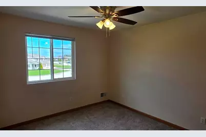 4725  Fox Grove Rd, Sheboygan, WI 53081 - Photo 19