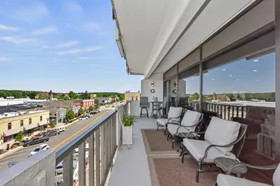 101  Broad St #502, Lake Geneva, WI 53147 - Photo 3