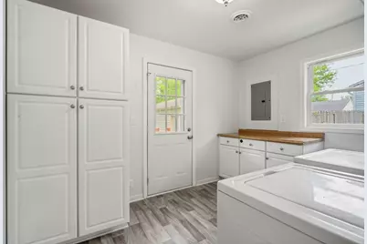 1745  Illinois St, Racine, WI 53405 - Photo 13