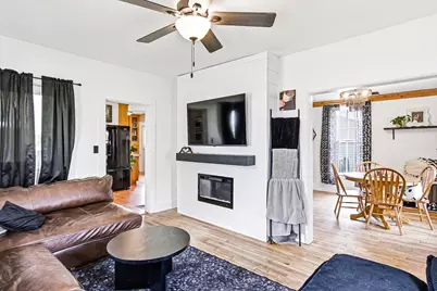 725 W South St, Oconomowoc, WI 53066 - Photo 17