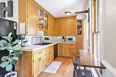 725 W South St, Oconomowoc, WI 53066 - Photo 11