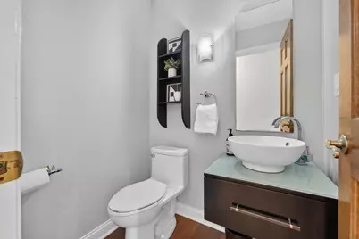 12623 N Meadow Cir, Mequon, WI 53092 - Photo 15