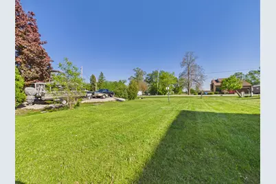 7427  Wind Lake Rd, Racine, WI 53185 - Photo 17