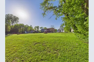 7427  Wind Lake Rd, Racine, WI 53185 - Photo 37
