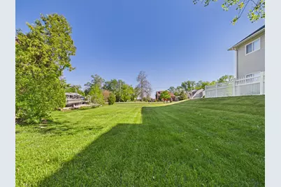 7427  Wind Lake Rd, Racine, WI 53185 - Photo 15