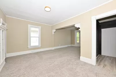 143 E Garfield Ave, Milwaukee, WI 53212 - Photo 3