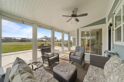 2732  Harbor Ct, Delavan, WI 53115 - Photo 23