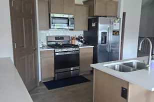 5229 Briarwood Cir, Racine, WI 53402 - Photo 13