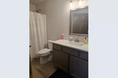 5229  Briarwood Cir, Racine, WI 53402 - Photo 21
