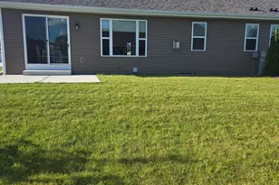 5229 Briarwood Cir, Racine, WI 53402 - Photo 3