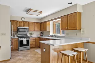 N2W29732 Blodwen Dr, Delafield, WI 53188 - Photo 27