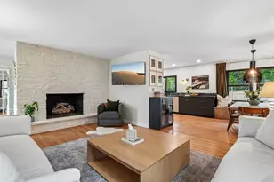 7524 W Wisconsin Ave, Wauwatosa, WI 53213 - Photo 11