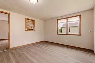 2737 Hamilton St, La Crosse, WI 54603 - Photo 5