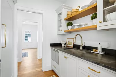 4840 N Larkin St, Whitefish Bay, WI 53217 - Photo 9
