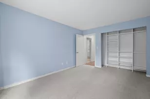 18575 Brookfield Lake Dr, Brookfield, WI 53045 - Photo 21
