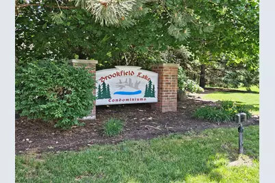 18575  Brookfield Lake Dr #62, Brookfield, WI 53045 - Photo 1