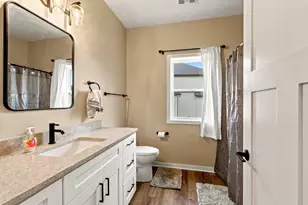 1074 Crystal Ln, Mayville, WI 53050 - Photo 19