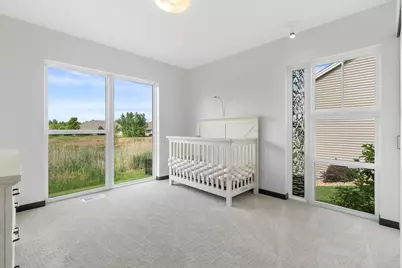3744  Morris St, Racine, WI 53126 - Photo 27