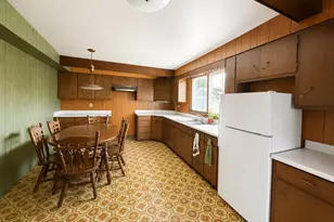 369 Linden St, Fond du Lac, WI 54935 - Photo 5