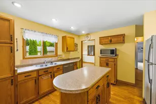1542 N Lakeview Ave, Port Washington, WI 53074 - Photo 15