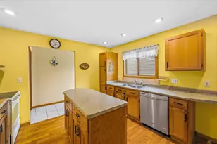 1542 N Lakeview Ave, Port Washington, WI 53074 - Photo 17