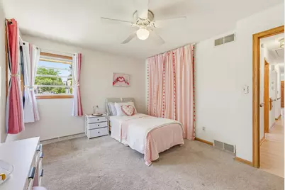 937 S 86th St, West Allis, WI 53214 - Photo 19