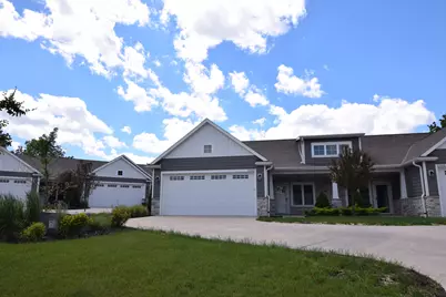 12263 W Waterford Ave, Greenfield, WI 53228 - Photo 29