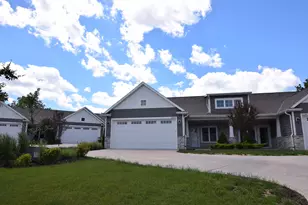 12263 W Waterford Ave, Greenfield, WI 53228 - Photo 29