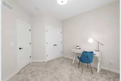 12263 W Waterford Ave, Greenfield, WI 53228 - Photo 21