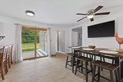 W244N4501  Swan Rd, Pewaukee, WI 53072 - Photo 15