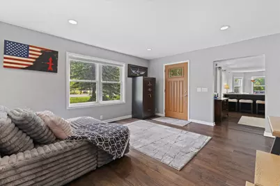 W244N4501  Swan Rd, Pewaukee, WI 53072 - Photo 7