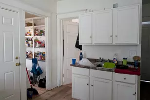 2411 N 16th St, Milwaukee, WI 53206 - Photo 7
