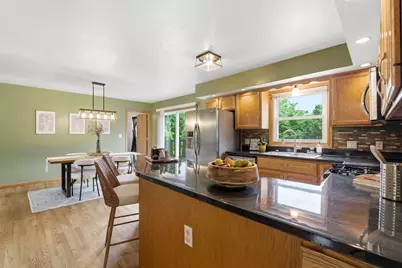 4199 W Hilltop Ln, Franklin, WI 53132 - Photo 21