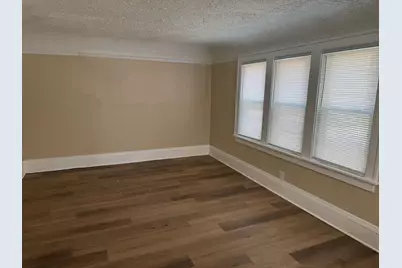 3035 N 10th St, Milwaukee, WI 53206 - Photo 9