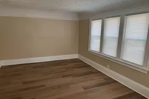3035 N 10th St, Milwaukee, WI 53206 - Photo 9