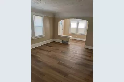 3035 N 10th St, Milwaukee, WI 53206 - Photo 7